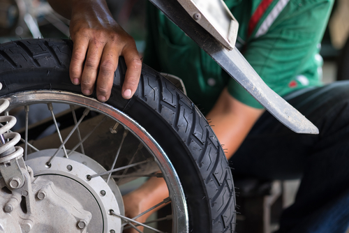 Número DOT: como determinar corretamente a idade dos pneus de motociclos o número DOT dos pneus de motociclos
