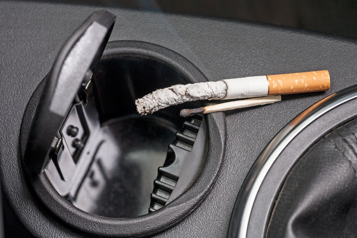 Fumar no carro